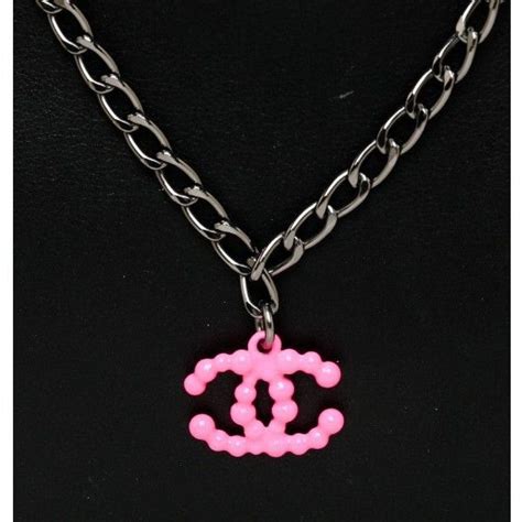 chanel pendant for shirt